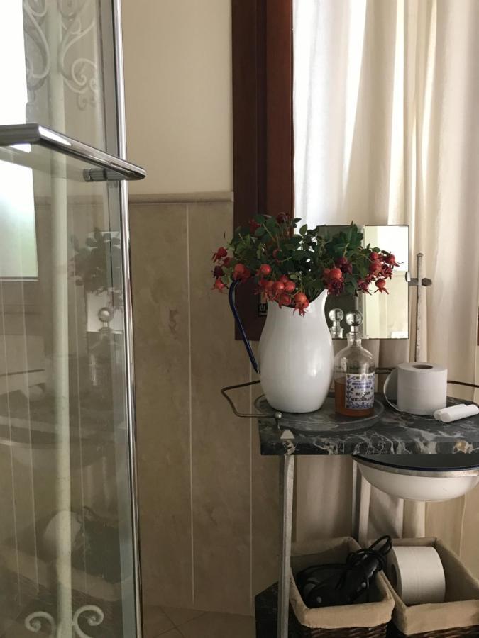 Al Melograno - Room & Breakfast ボローニャ エクステリア 写真